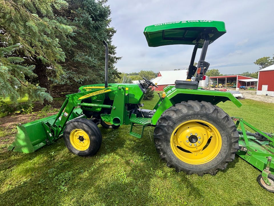 John Deere 5103