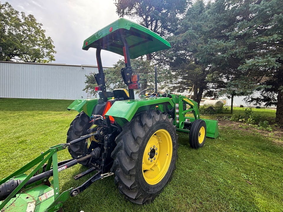 John Deere 5103