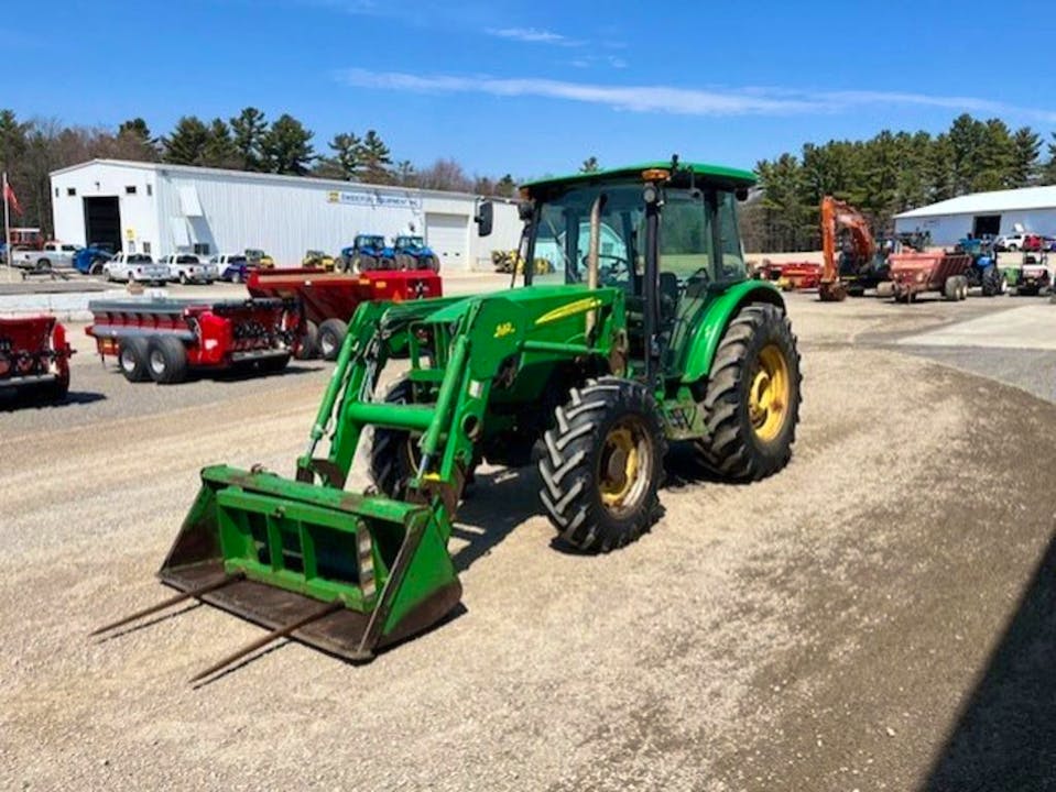 John Deere 5525