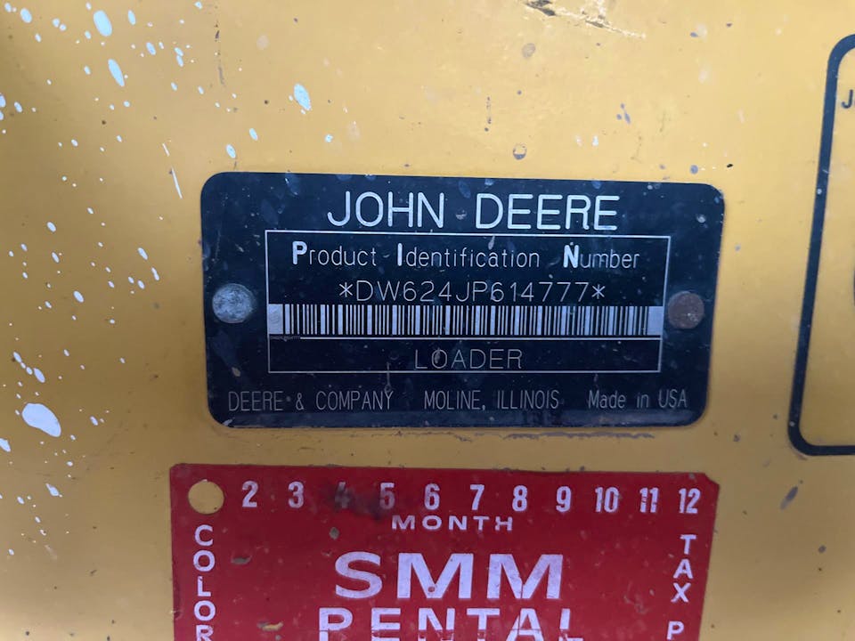 John Deere 624J