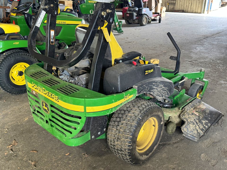 John Deere 737