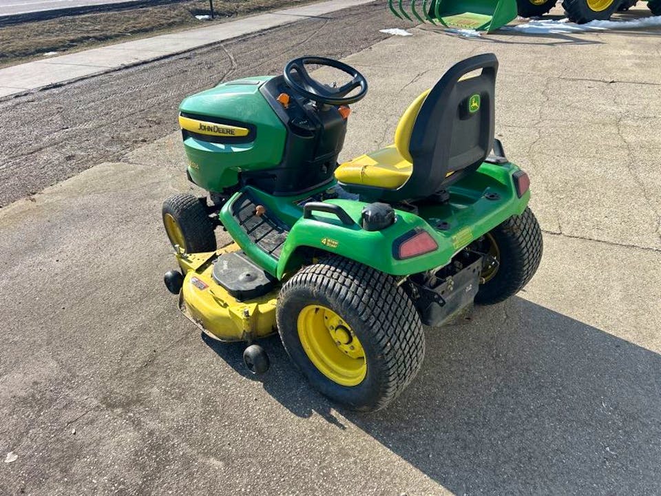 John Deere X534