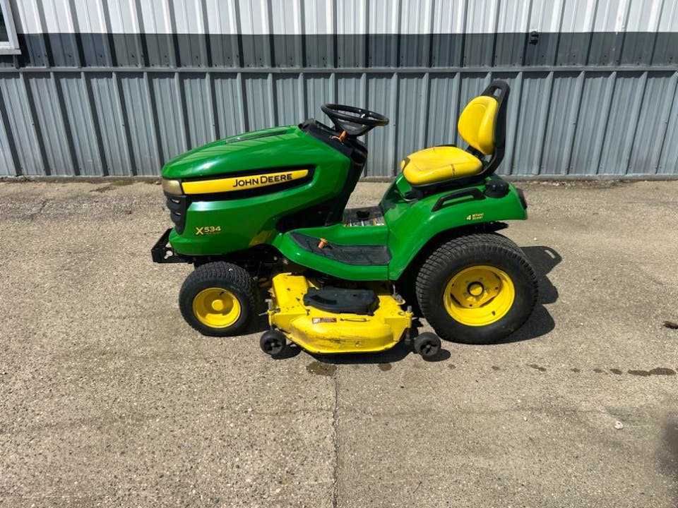 John Deere X534