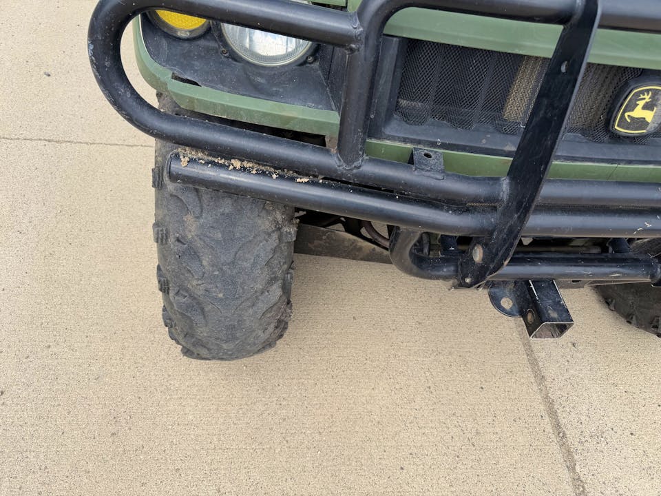 John Deere XUV620I OLIVE