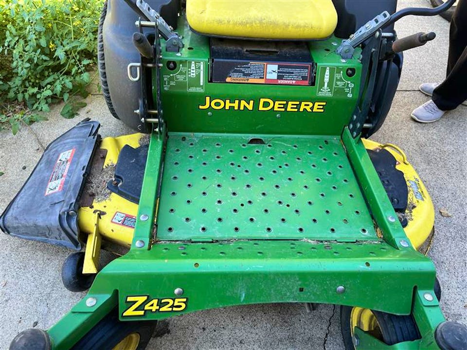 John Deere Z425