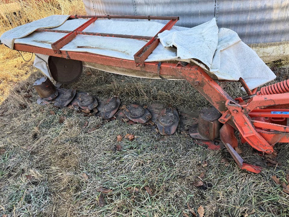 KUHN GMD700