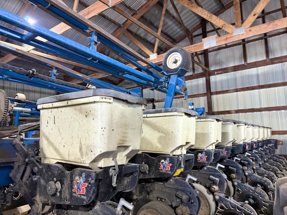 Kinze 3700