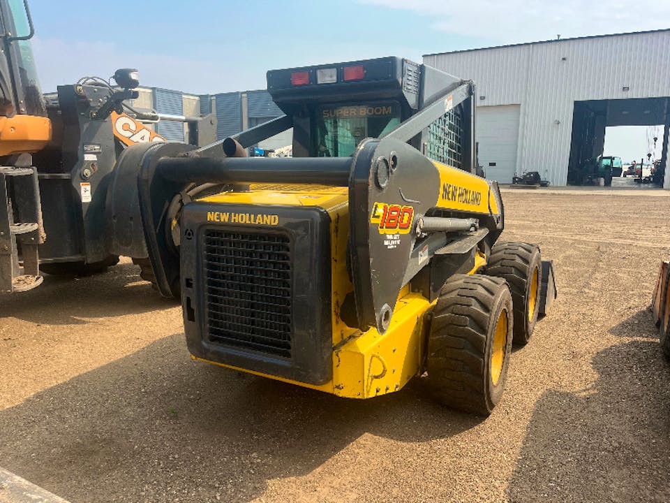 New Holland L180