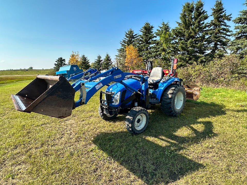 NEW HOLLAND TC33DA