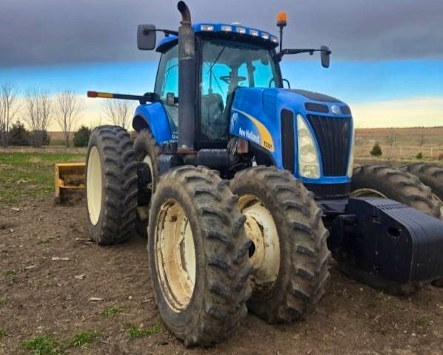 New Holland TG305