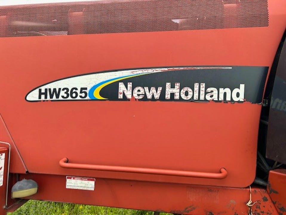 New Holland HW365