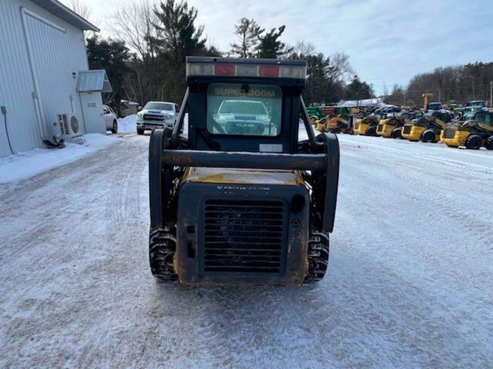 New Holland L150