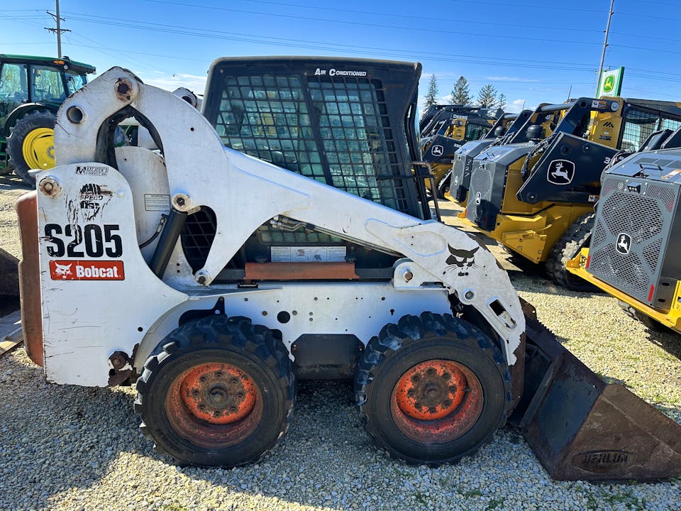 Bobcat S205