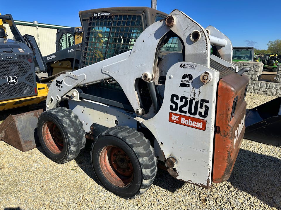 Bobcat S205