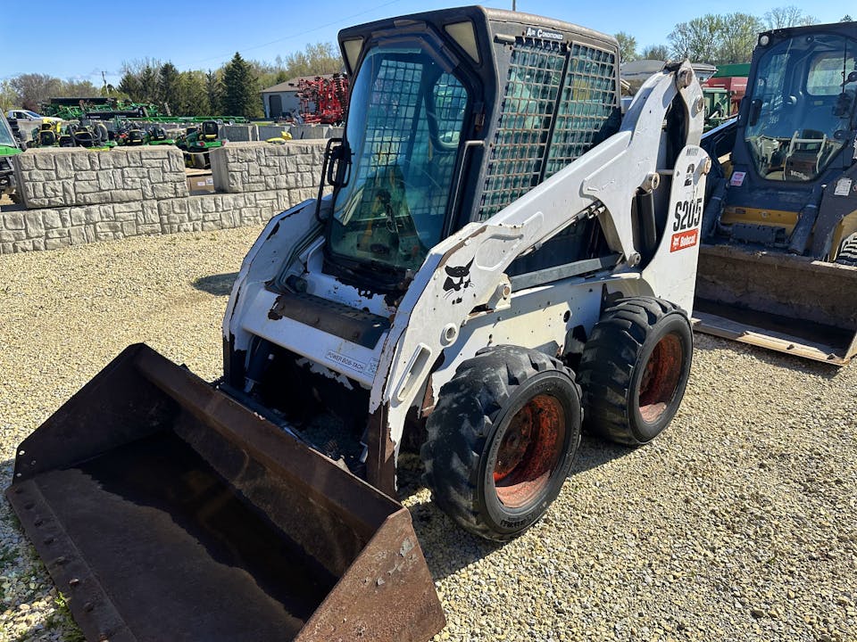 Bobcat S205