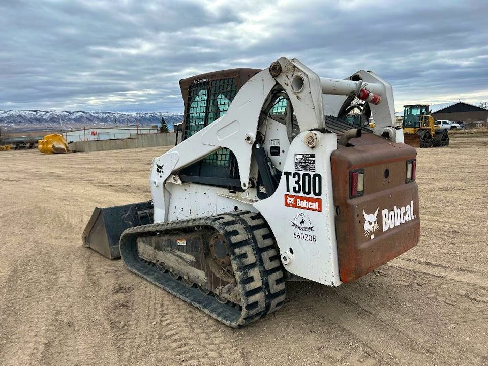 Bobcat T300