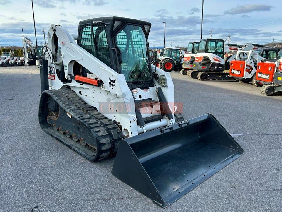Bobcat T320