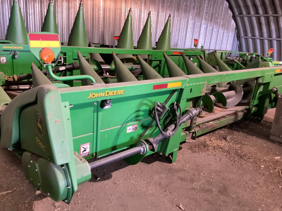 John Deere 608C