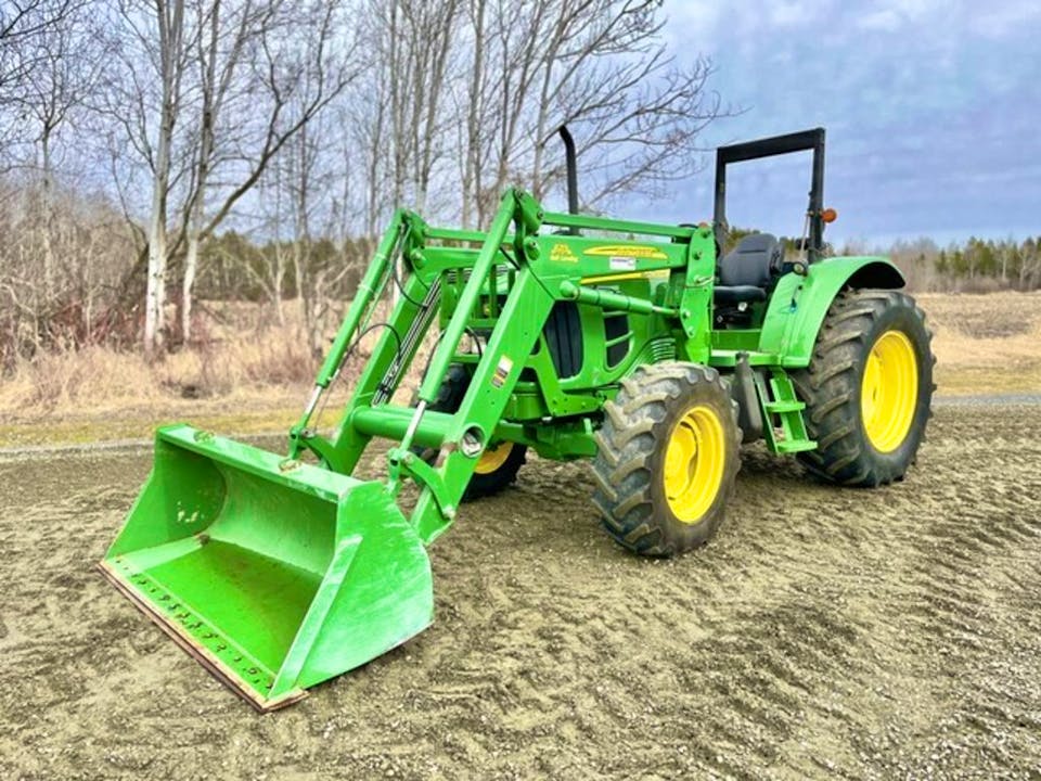 John Deere 6230