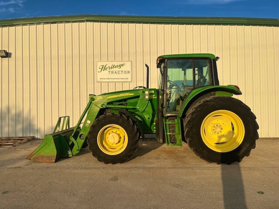 John Deere 7130