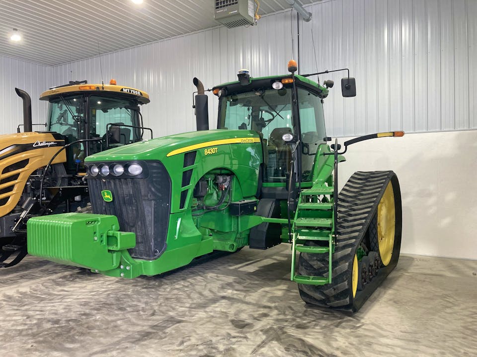 John Deere 8430T
