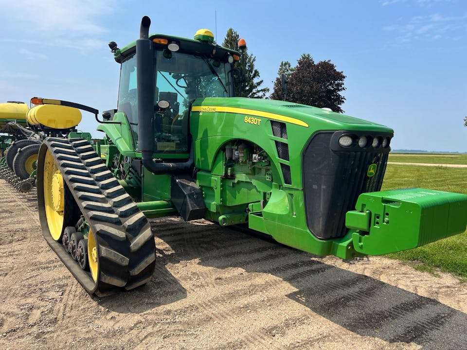 John Deere 8430T