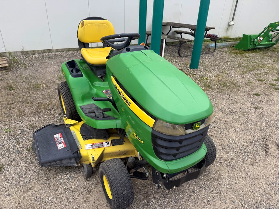 John Deere X324