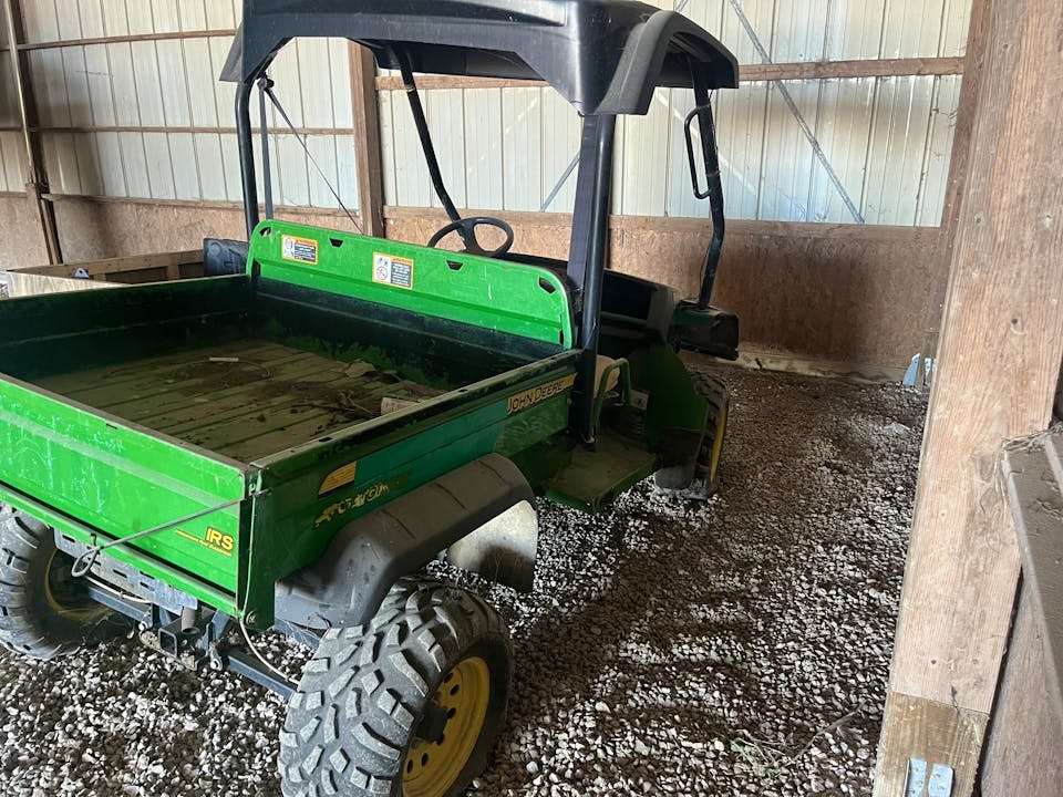 John Deere XUV620I GREEN