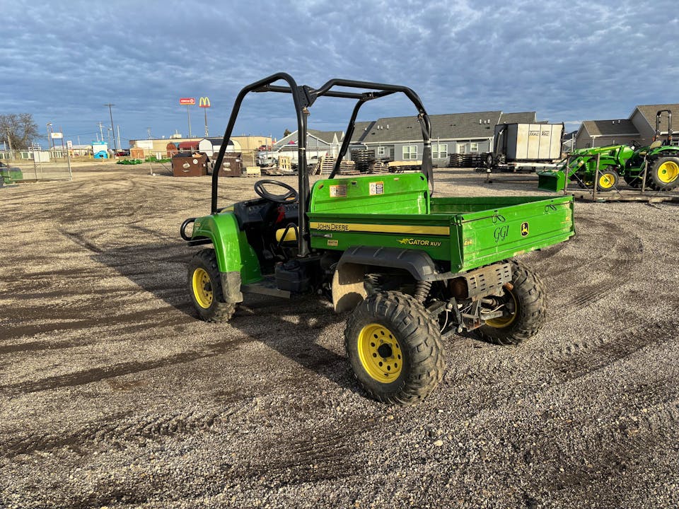 John Deere XUV620I GREEN