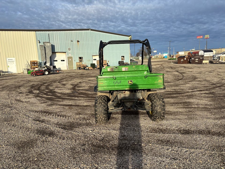 John Deere XUV620I GREEN