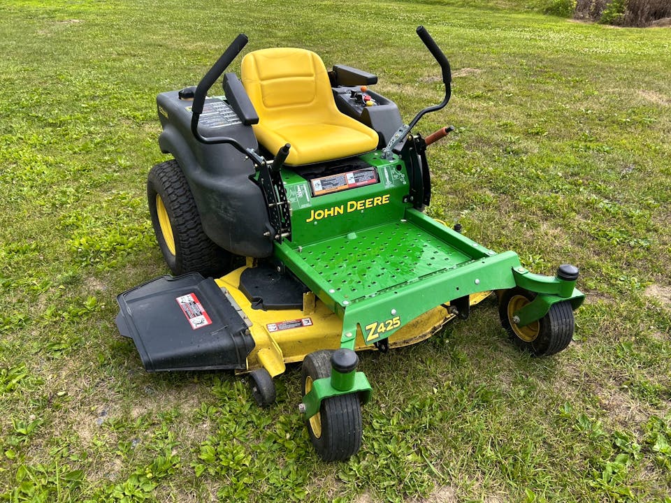 John Deere Z425