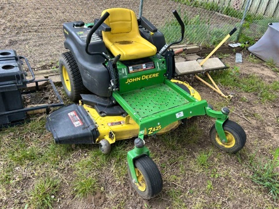 John Deere Z425