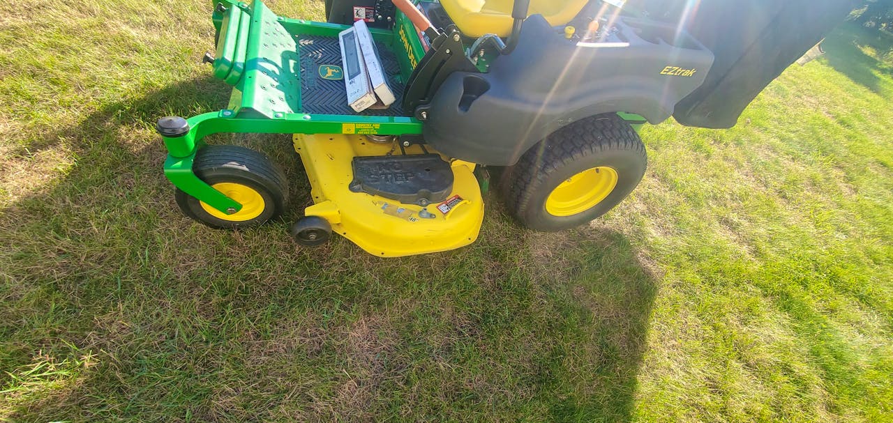 John Deere Z425