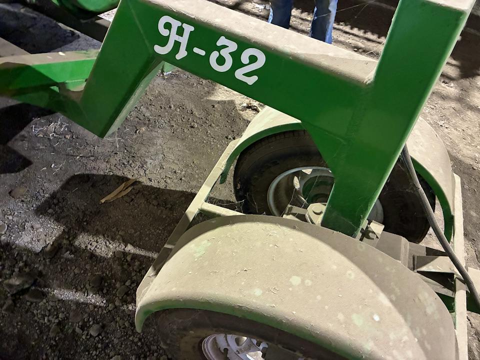 John Deere h-32