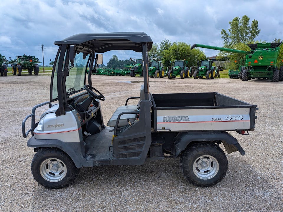 Kubota RTV900G