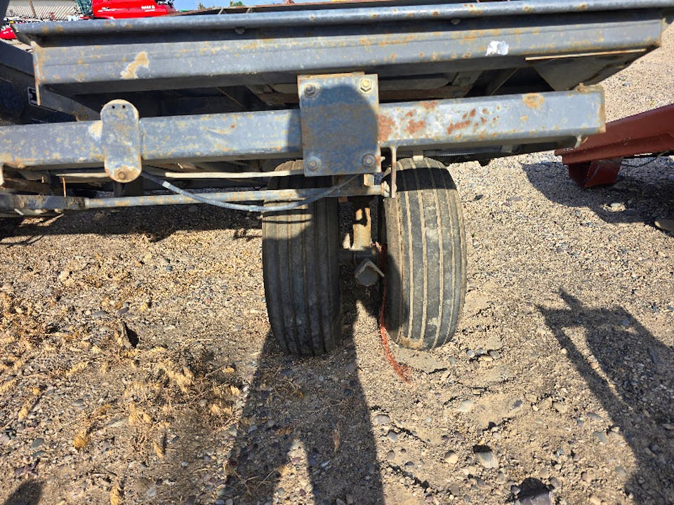 MASSEY FERGUSON AC25