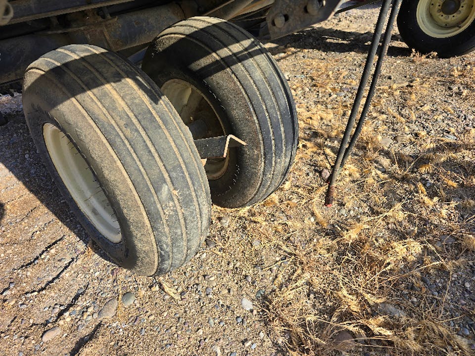 MASSEY FERGUSON AC25