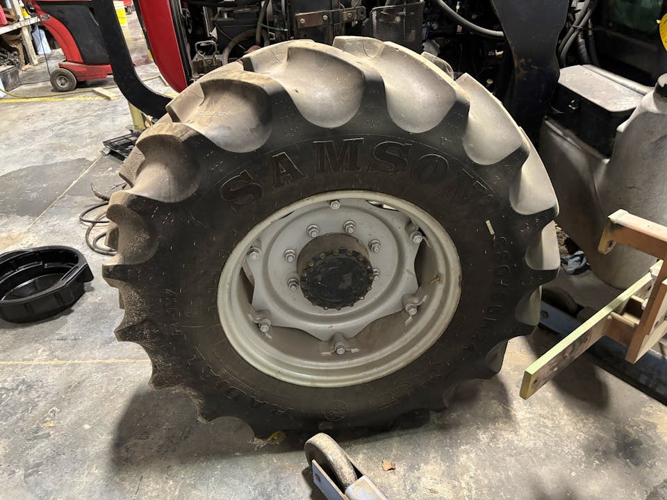 Massey Ferguson 5455