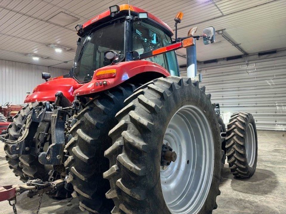 CASE IH 305