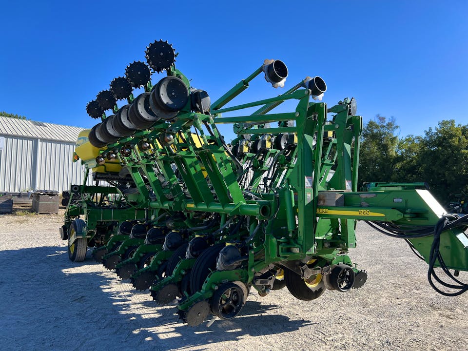 John Deere 1790