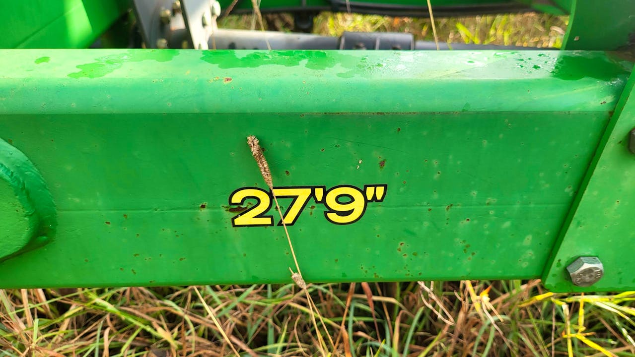John Deere 2310