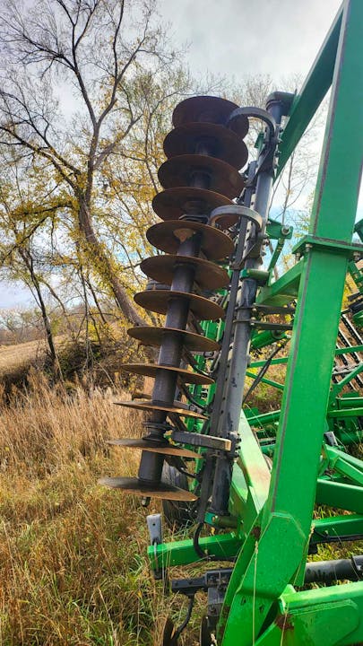 John Deere 2310