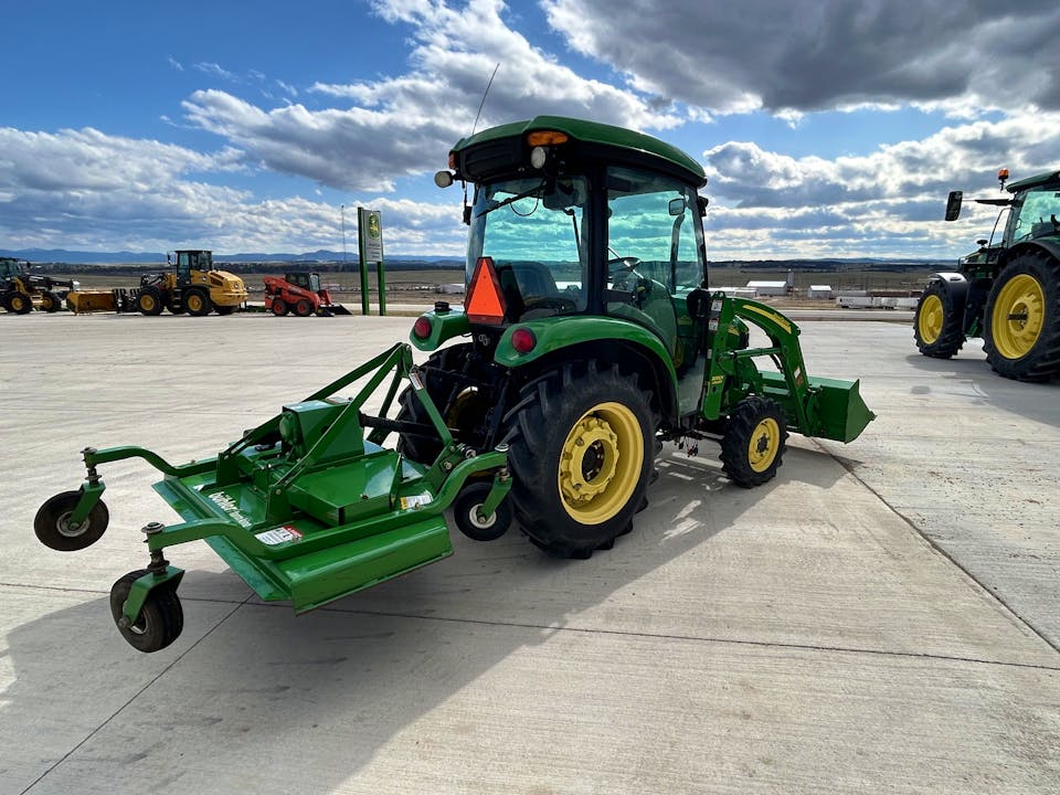 John Deere 3520