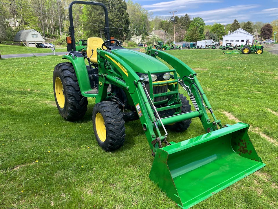 John Deere 4120