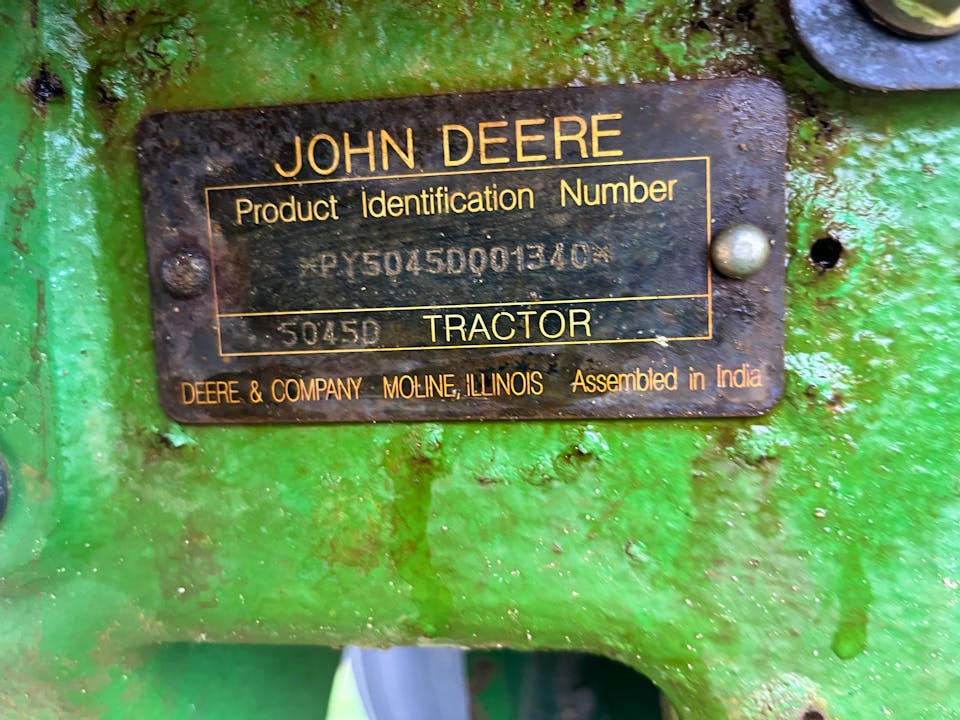 John Deere 5045D
