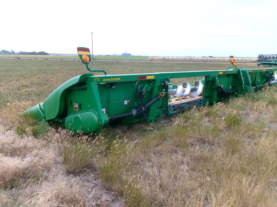 John Deere 608C