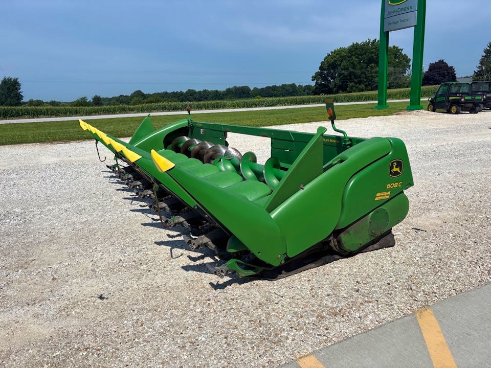 John Deere 608C StalkMaster
