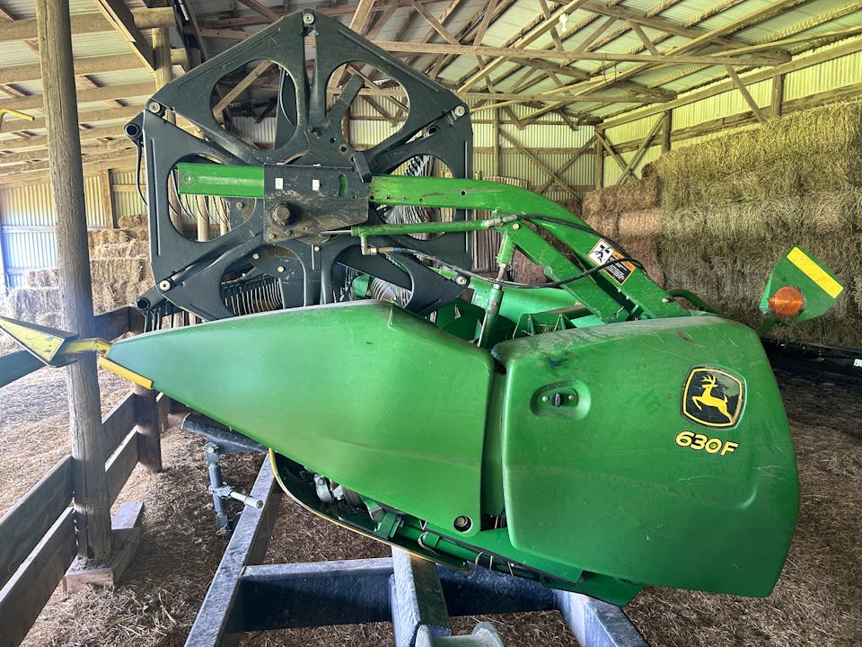 John Deere 630F