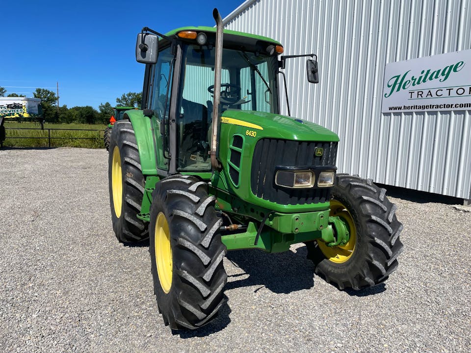 John Deere 6430