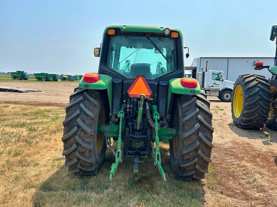 John Deere 6430